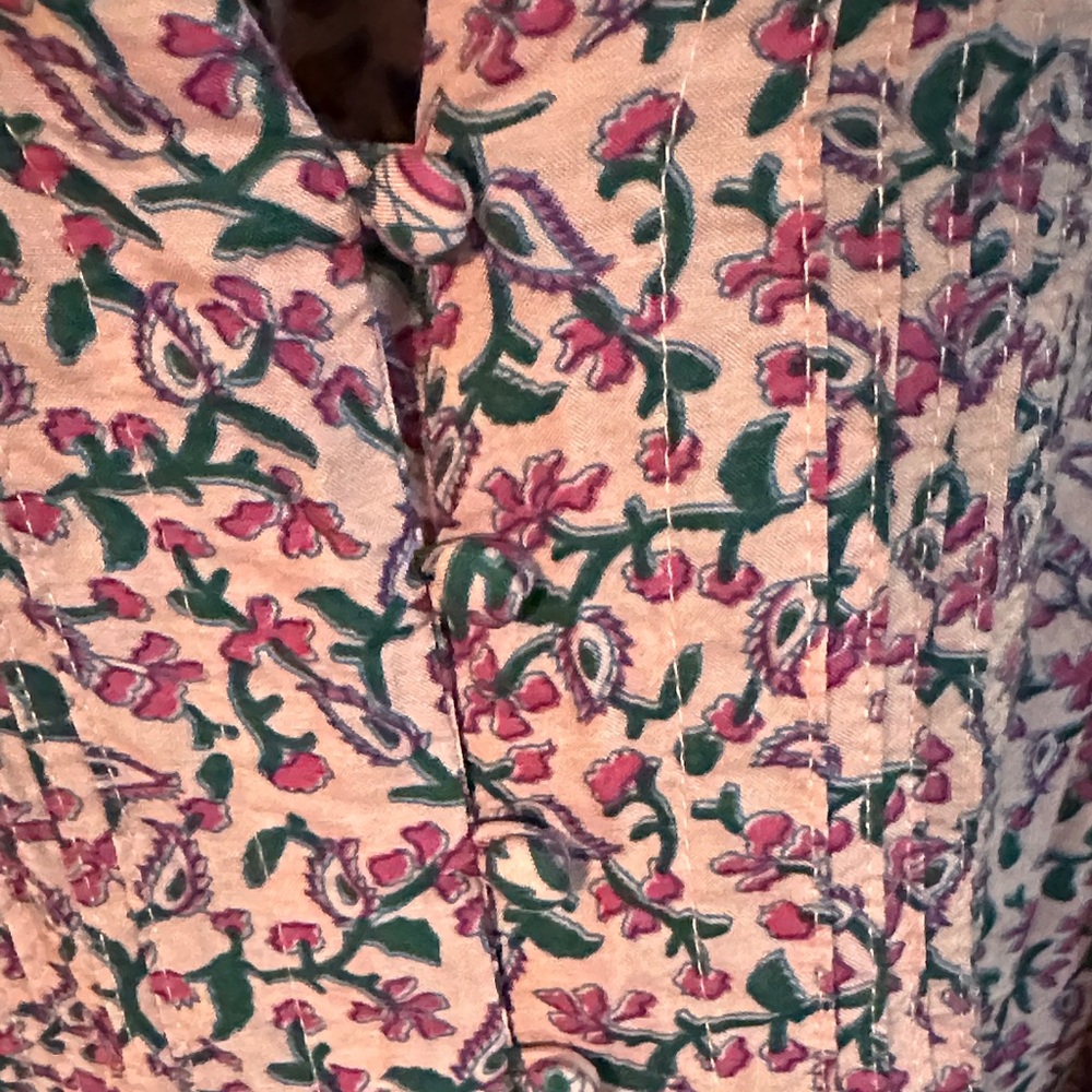 Maeve Vibrant Pink with Green Floral Patterned V-neck Blouse - Picture 4 of 8